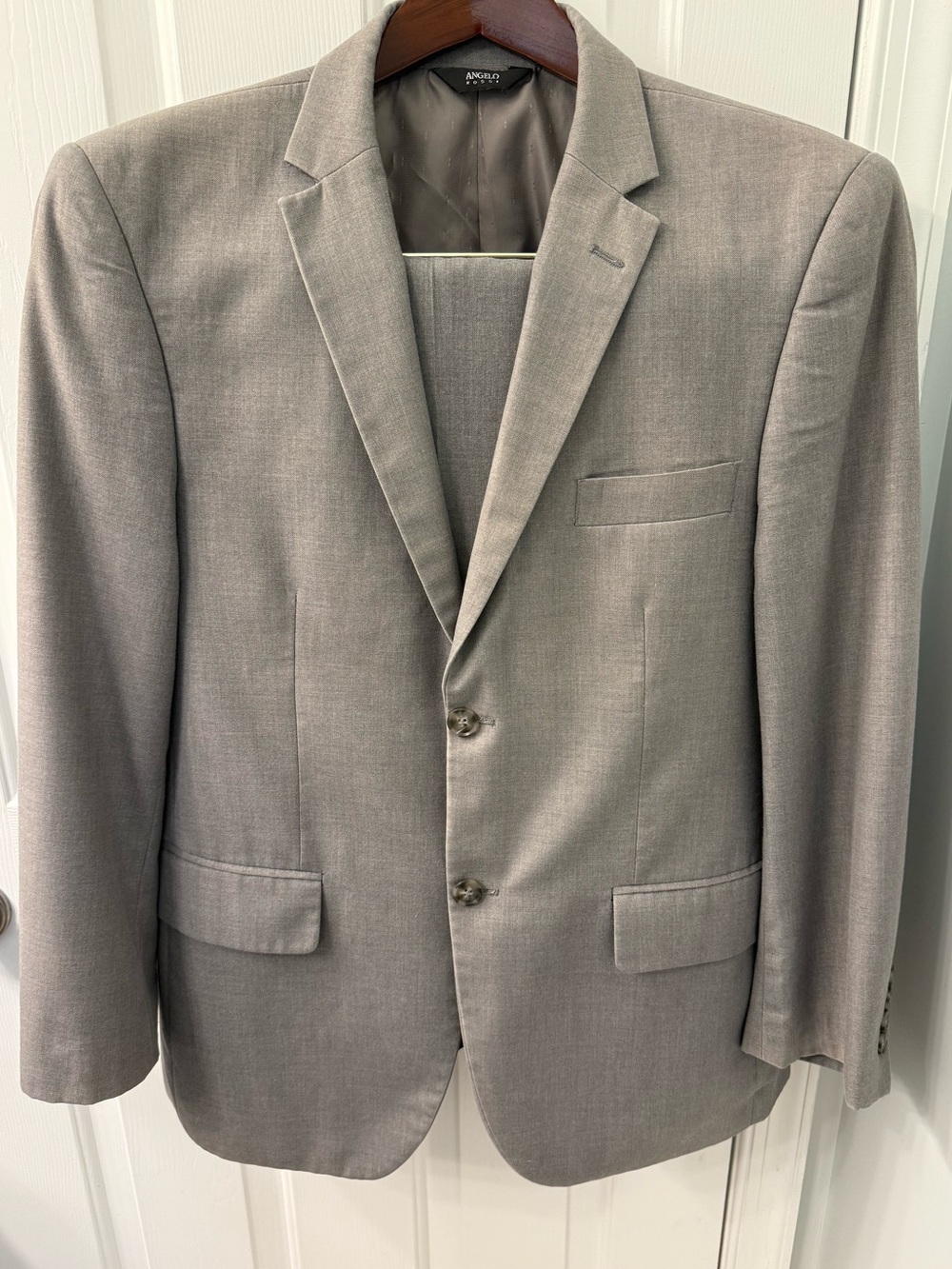 Angelo Rossi gray 2 piece suit jacket pants tailored 38 jacket 32 pants